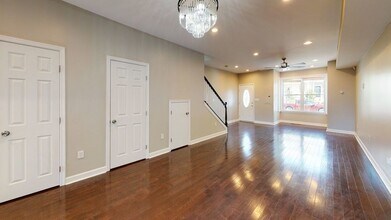 1247 I St NE in Washington, DC - Building Photo - Building Photo