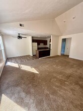 1216 Kalone Way in Lexington, KY - Building Photo - Building Photo
