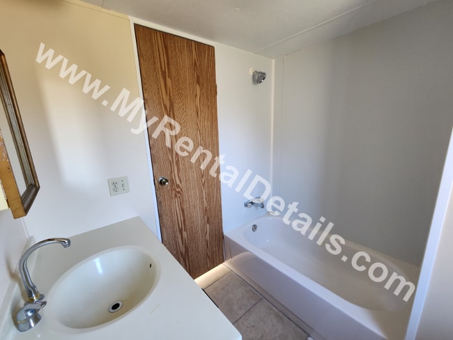 49 Brookdale Rd in Asheville, NC - Building Photo - Building Photo