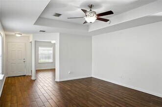 706 Silver Cliff Ln in Spring, TX - Building Photo - Building Photo