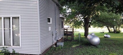 174 4th Ave in Thompson, IA - Building Photo - Building Photo