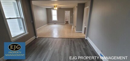 454 Dubuque St, Unit 1 in Manchester, NH - Foto de edificio - Building Photo