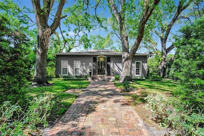 property at 3301 W Morrison Ave