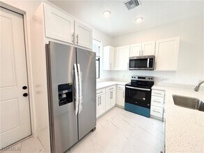 4402 Golfview Blvd in Lehigh Acres, FL - Building Photo - Building Photo