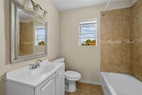 5017 Pease St photo'