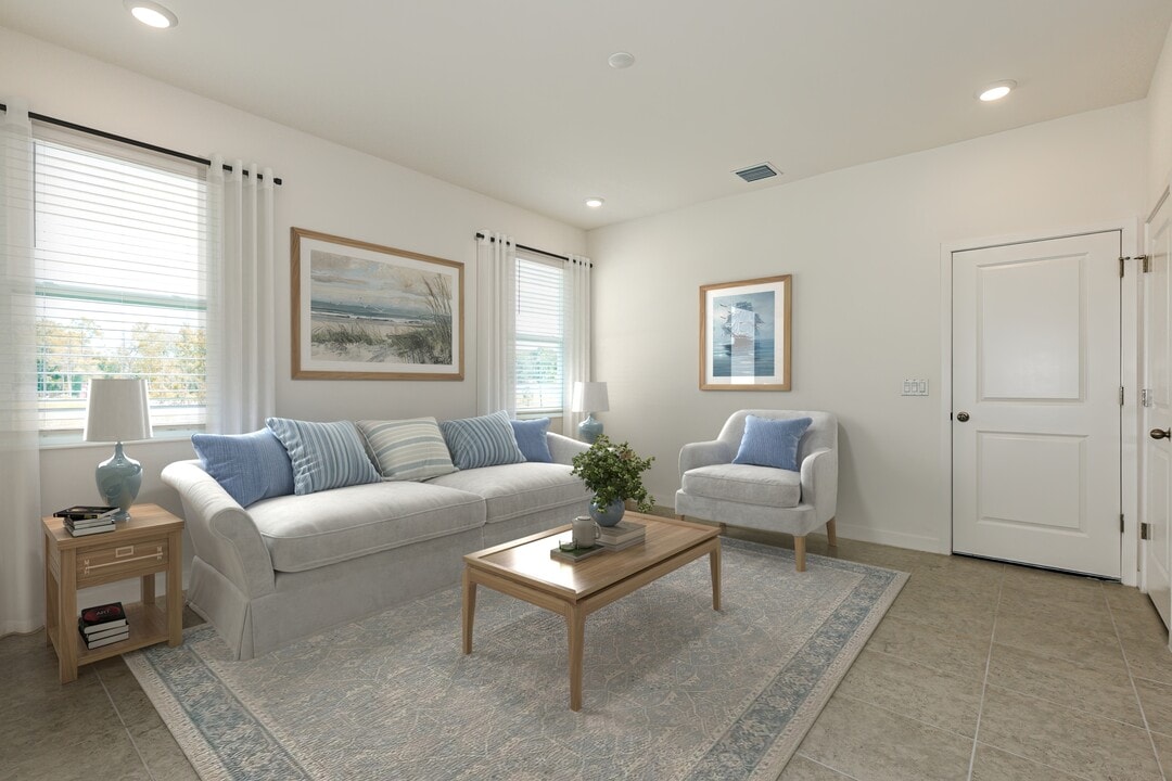 1430 Tristar Dr in Plant City, FL - Building Photo