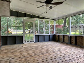 1111 W Hickory St in Sylacauga, AL - Building Photo - Building Photo