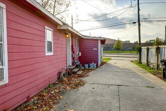 2512 Altoona St in Houston, TX - Building Photo - Building Photo