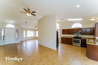 9741 N Camino del Fierro in Tucson, AZ - Building Photo - Building Photo