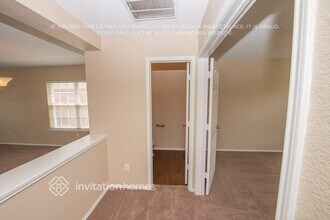 7712 Regent Dr in Arlington, TX - Foto de edificio - Building Photo