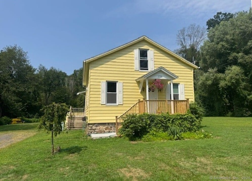 170 Potuccos Ring Rd in Wolcott, CT - Building Photo