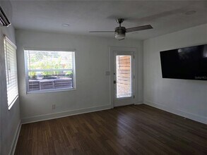 857 22nd Ave N in St. Petersburg, FL - Building Photo - Building Photo