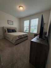 15746 Fountain Springs Rd in Oakland, FL - Building Photo - Building Photo