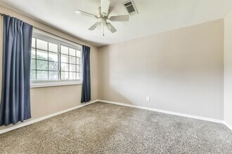 10906 Sageorchard Ln in Houston, TX - Building Photo - Building Photo
