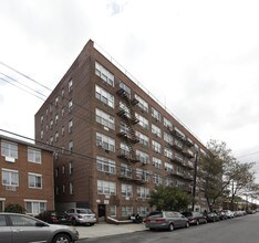 2555 E 12th St in Brooklyn, NY - Building Photo - Building Photo