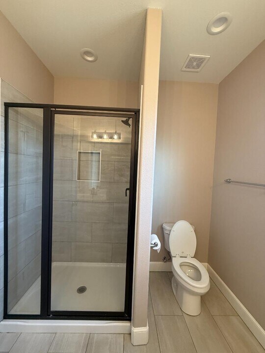 267 NE Ave F in Hawley, TX - Building Photo