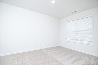 5864 Panther Dr in Hope Mills, NC - Building Photo - Building Photo