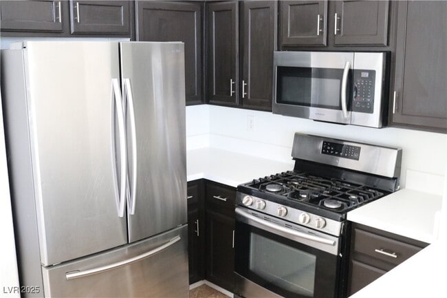 50 Aura de Blanco St in Henderson, NV - Building Photo - Building Photo