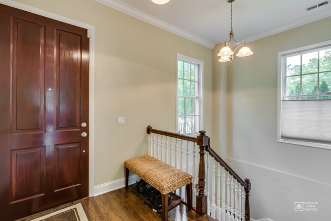 932 Westmoor Rd in Winnetka, IL - Building Photo - Building Photo