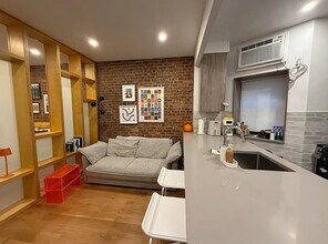 100 Suffolk St in New York, NY - Building Photo - Building Photo