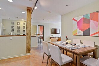 923 Constance St in New Orleans, LA - Building Photo - Building Photo