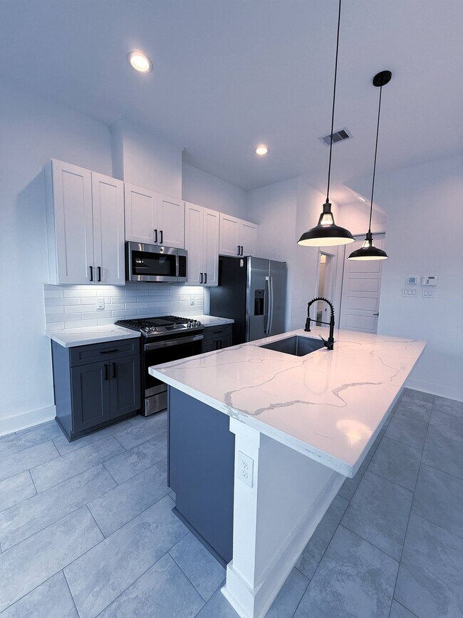 1058 Mansfield St in Houston, TX - Building Photo - Building Photo