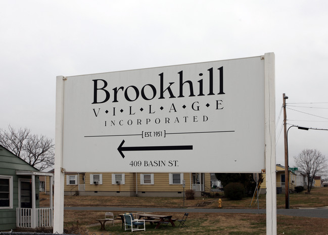 Brookhill Village in Charlotte, NC - Building Photo - Building Photo