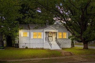 1001 Valley Rd Pl in Birmingham, AL - Building Photo