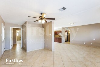 3469 E Presidio Rd in Phoenix, AZ - Foto de edificio - Building Photo