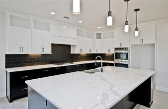 971 Osage View Dr in Bentonville, AR - Building Photo - Building Photo