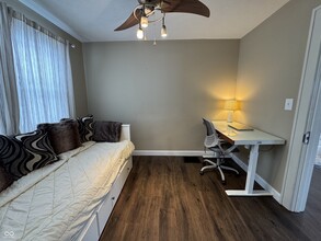 6186 Evanston Ave in Indianapolis, IN - Building Photo - Building Photo