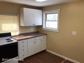 350 1/2 Hacker Rd in Dayton, OH - Building Photo - Building Photo