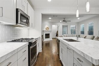5526 Martel Ave in Dallas, TX - Building Photo - Building Photo