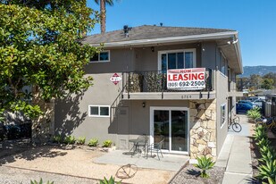 6768 Trigo Rd in Goleta, CA - Building Photo