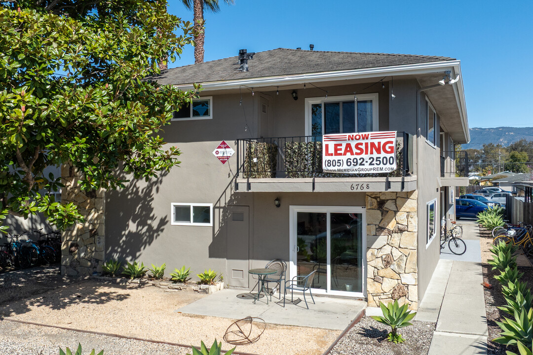 6768 Trigo Rd in Goleta, CA - Building Photo