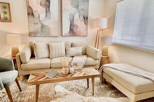 253 Hayden Rd, Unit SI ID1502016P in Tallahassee, FL - Building Photo