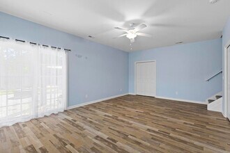 123A James Ave in Surf City, NC - Foto de edificio - Building Photo