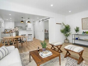 4500 Gilbert Pl in Los Angeles, CA - Foto de edificio - Building Photo