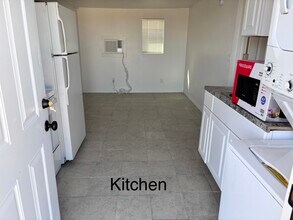 6356 Morongo Rd in Twentynine Palms, CA - Building Photo - Building Photo