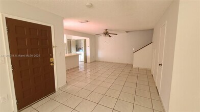 13458 SW 62nd St in Miami, FL - Building Photo - Building Photo