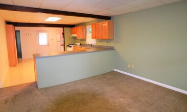 944 N Jackson St in Bloomington, IN - Building Photo - Building Photo