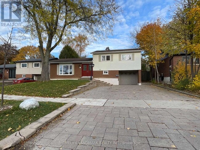 property at 44 Sir Bedevere Pl