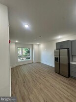 2331 E York St in Philadelphia, PA - Building Photo