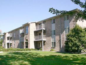 Autumn Ridge Apartments in St. Johns, MI - Building Photo - Building Photo