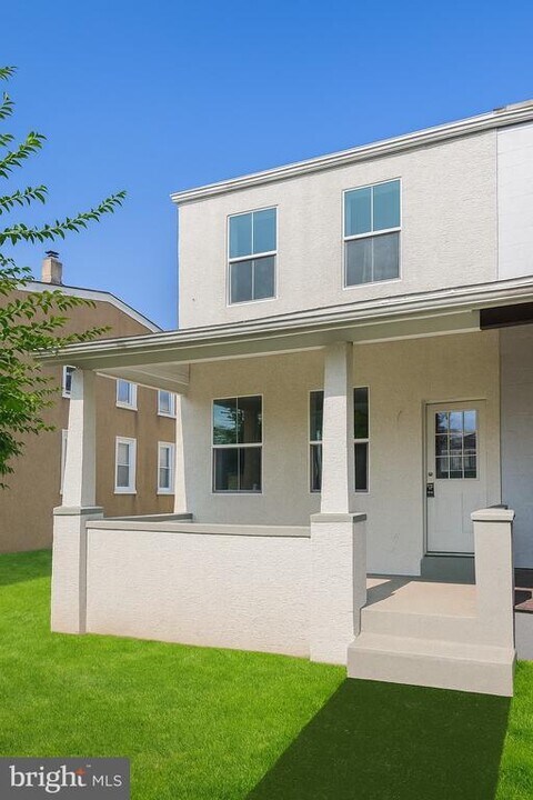 352 Fairfield Rd in Plymouth Meeting, PA - Building Photo