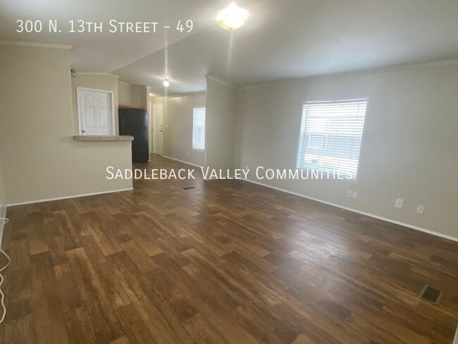 300 N 13th St in Saratoga, WY - Building Photo - Building Photo
