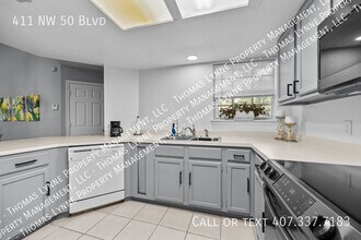 411 NW 50th Blvd in Gainesville, FL - Building Photo - Building Photo