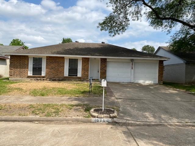 16706 Dew Drop Ln in Houston, TX - Building Photo