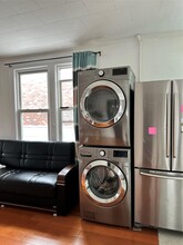 77-2-77164 164th St in Queens, NY - Building Photo - Building Photo