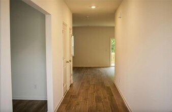 245 Red Dragon Dr in Jefferson, GA - Building Photo - Building Photo